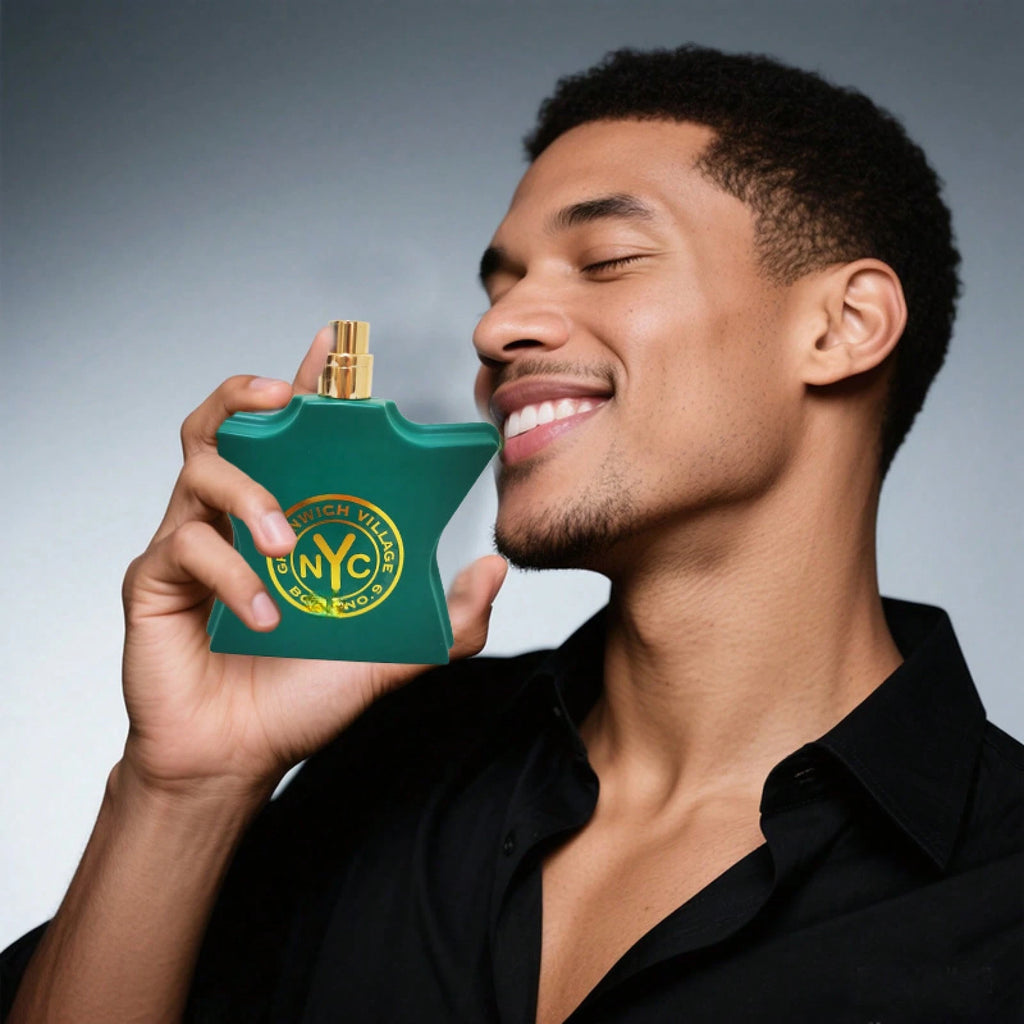 A Woodsy Floral Fragrance For Both Men And Women, A High-End Perfume From New York, With A Unique And Niche Design