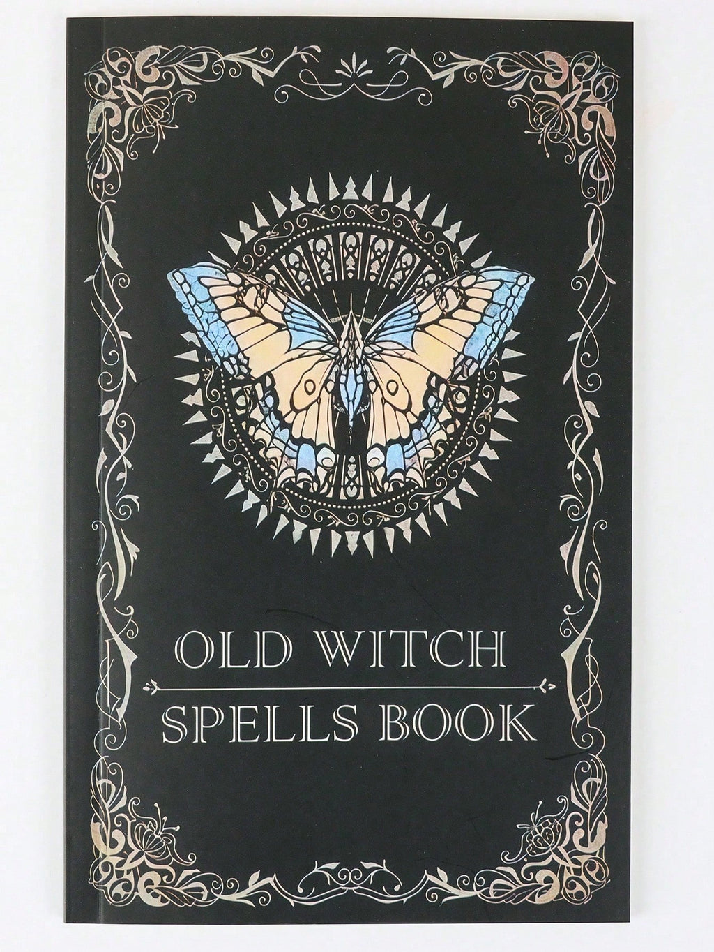 1pc "The Old Wizard's Spell Book" Written In English, Focusing On Introducing Various Magic Spells, A Valuable